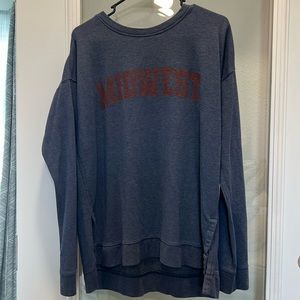 Woman’s Large Navy crew neck sweater